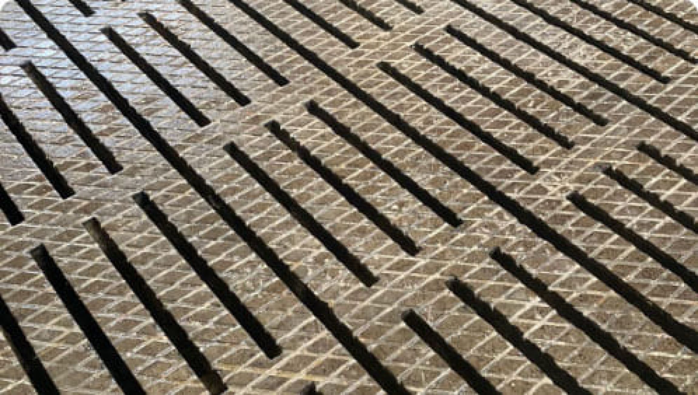 Nacinanie posadzek obór rusztowych